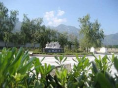 灞橋區(qū)霸陵墓園和漢陵墓園怎么選擇