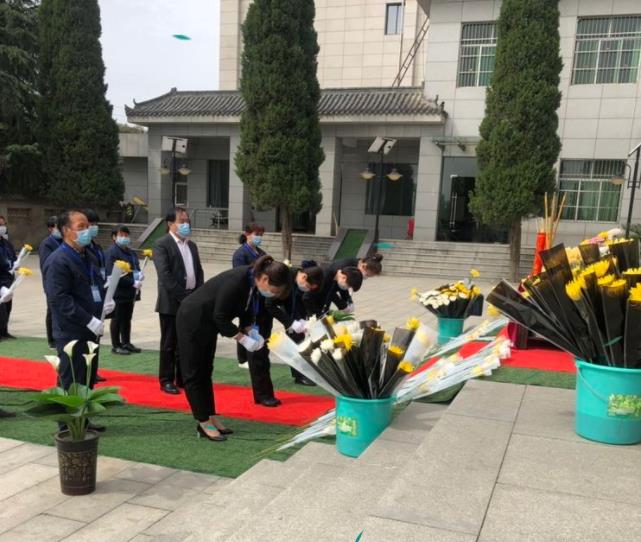 2020年清明節(jié)鳳棲山墓園南區(qū)公祭活動紀(jì)實(shí)