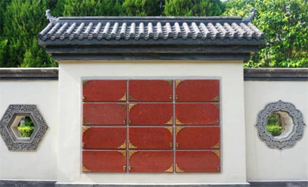 漢皇樹葬墓園提供了哪些類型的墓型，家屬在選擇時(shí)有哪些考量因素？