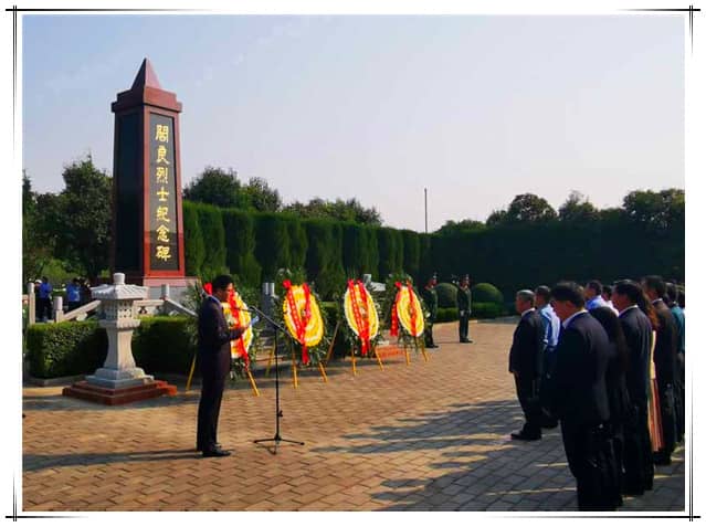 閻良漢皇樹葬墓園受華商報(bào)等媒體報(bào)道，引領(lǐng)綠色殯葬新風(fēng)尚