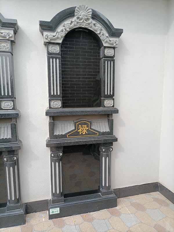 西安閻良漢皇樹葬墓園的主題特色是什么？