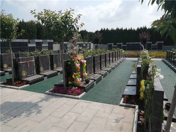 西安漢皇樹葬墓園是一個(gè)怎樣的墓園，它有哪些主要特點(diǎn)？