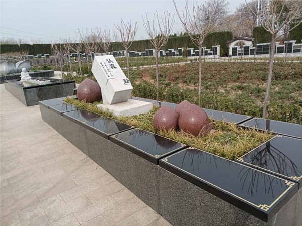 西安漢皇樹葬墓園是什么性質(zhì)的陵園？它位于哪里？
