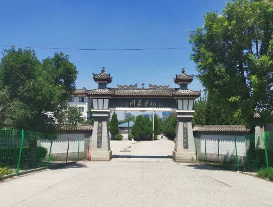西安鎬京骨灰公墓提供哪些安葬方式？家屬可以享受哪些服務(wù)？