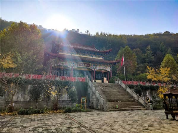 西安壽陽山墓園選購流程，如何選擇合適的墳位？