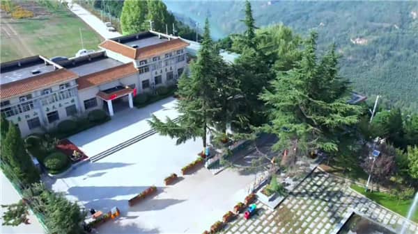 西安壽陽(yáng)山墓園是否是一個(gè)匯聚各界精英的地方？