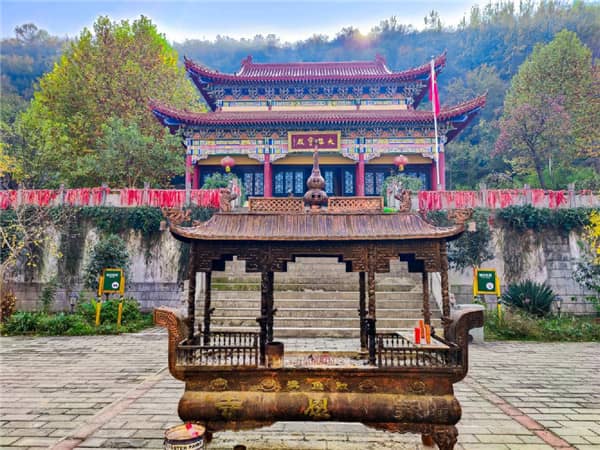 西安壽陽山墓園西南門地址，限時(shí)查詢