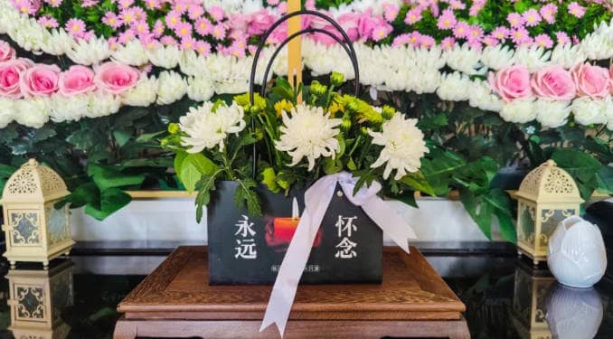 如果自駕車(chē)輛在西安壽陽(yáng)山墓園內(nèi)未按規(guī)定停放，可能會(huì)面臨哪些后果？