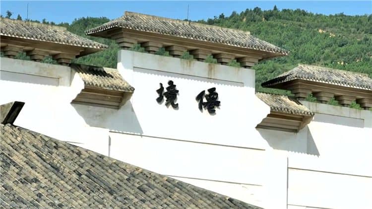 西安霸陵墓園是否提供分期付款或貸款服務？
