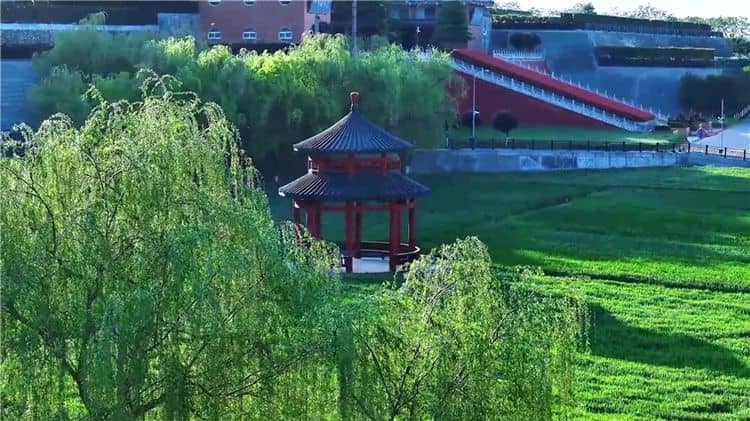 西安霸陵陵園有哪些生態(tài)葬？價(jià)格是多少錢