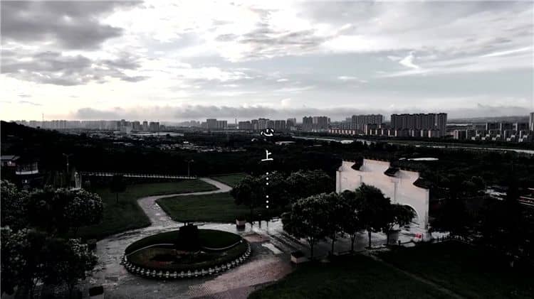 西安霸陵墓園新區(qū)的園丁園如何平衡傳統(tǒng)文化與現(xiàn)代紀(jì)念的需求？