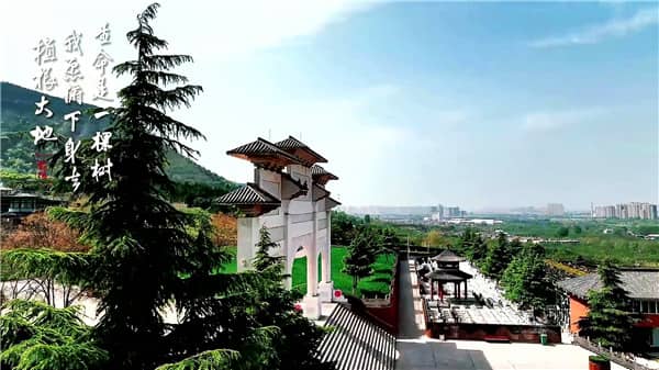 西安灞橋區(qū)霸陵墓園，哪家更劃算？