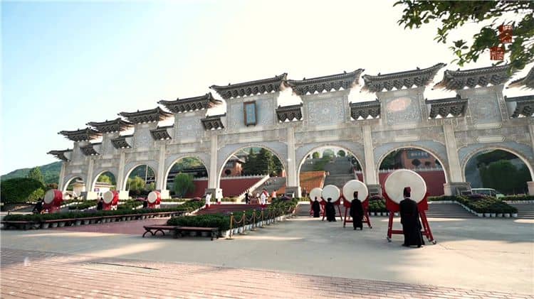 西安霸陵墓園新區(qū)的交通狀況如何？