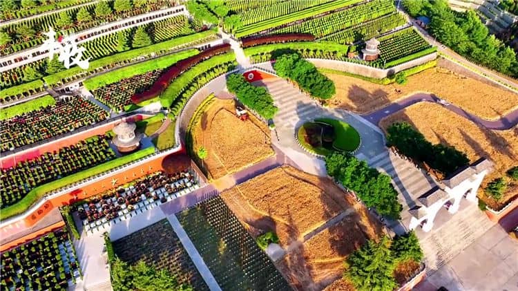 西安霸陵墓園新區(qū)是否提供接送服務(wù)？