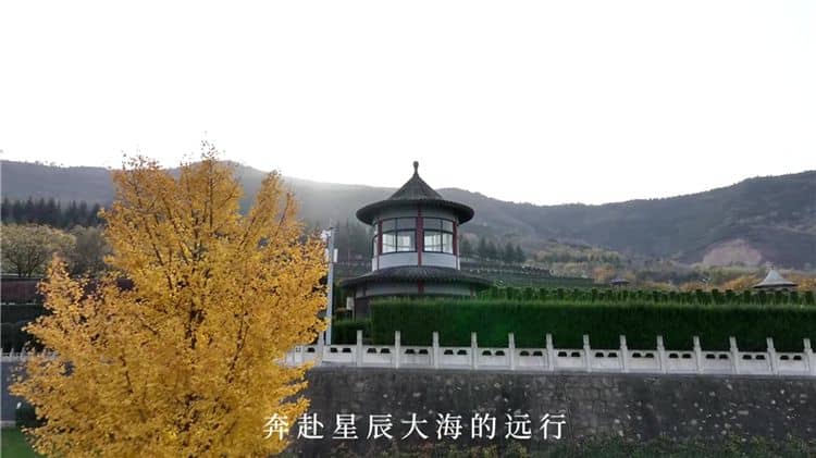 西安霸陵陵園的主要葬式有哪些，并簡(jiǎn)述其特點(diǎn)？