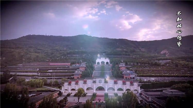 草坪葬相比傳統(tǒng)墓葬有哪些優(yōu)勢(shì)？