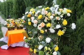 西安殯儀館靈車接運遺體的收費標準是如何制定的？